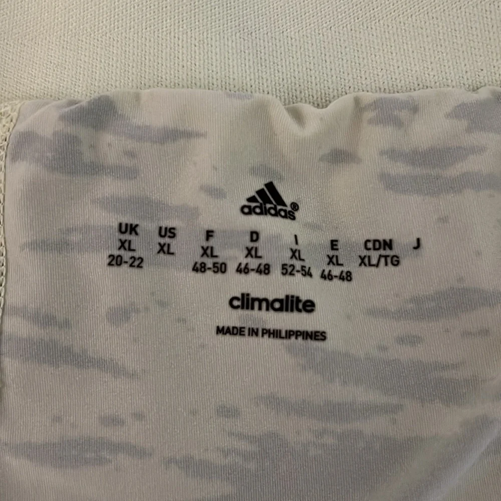 Adidas Climalite Teal and Yellow 2 in 1 Athletic Skort Size XL